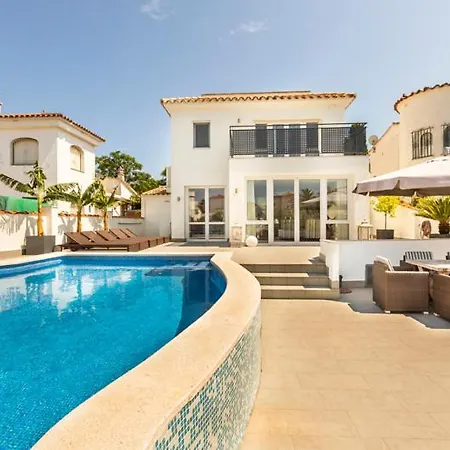 2016 Moderna Al Canal Con 4 By Homeselectspain * Empuriabrava